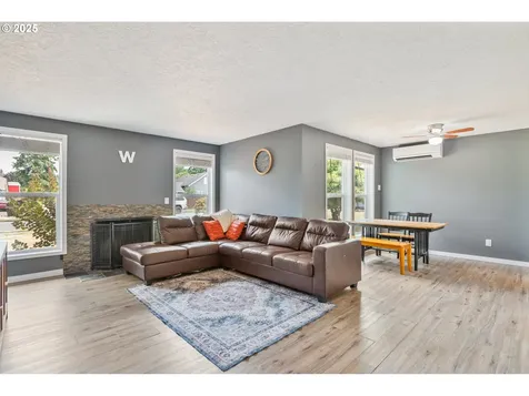 221 Valley Way Woodland WA 98674