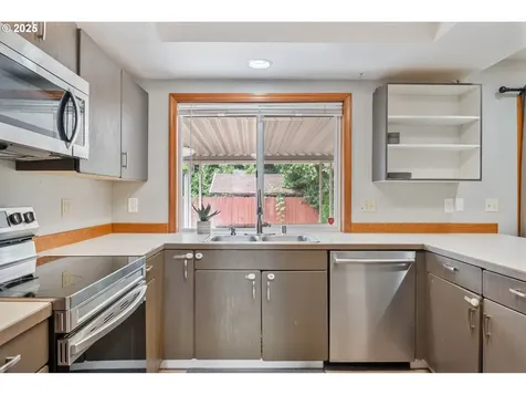 221 Valley Way Woodland WA 98674