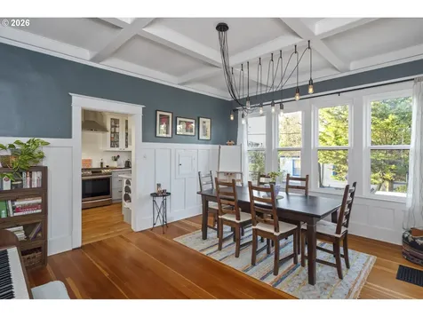 5275 NE 18th Avenue Portland OR 97211