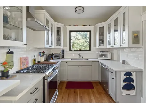5275 NE 18th Avenue Portland OR 97211