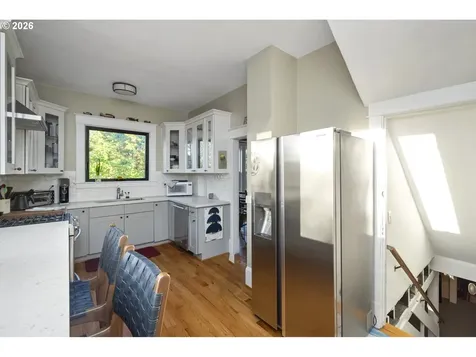 5275 NE 18th Avenue Portland OR 97211