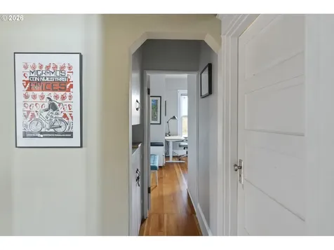 5275 NE 18th Avenue Portland OR 97211