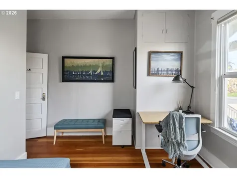 5275 NE 18th Avenue Portland OR 97211