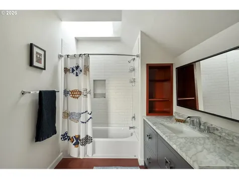 5275 NE 18th Avenue Portland OR 97211