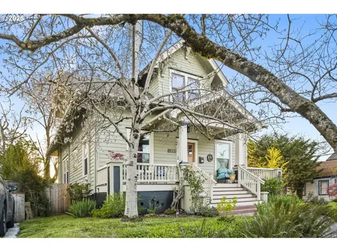 5275 NE 18th Avenue Portland OR 97211