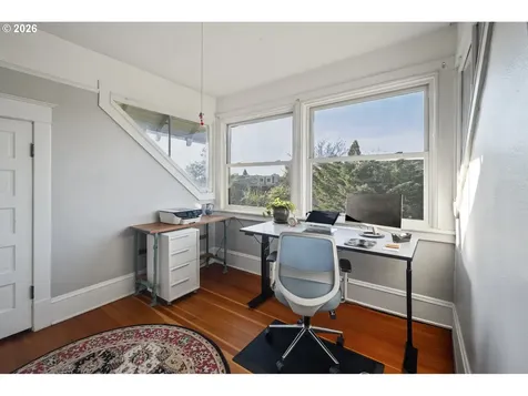5275 NE 18th Avenue Portland OR 97211