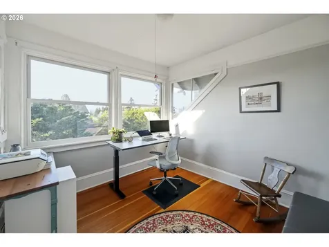 5275 NE 18th Avenue Portland OR 97211