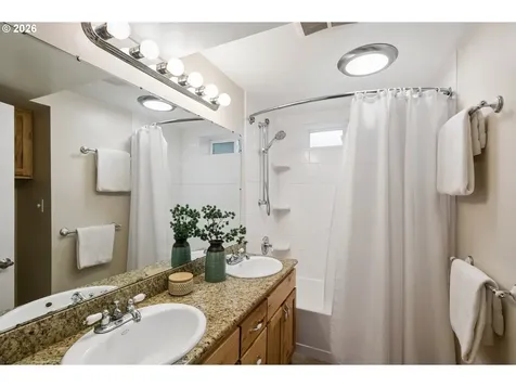 1294 14th Street West Linn OR 97068