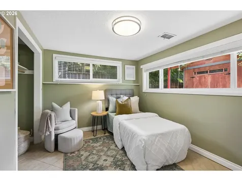 1294 14th Street West Linn OR 97068