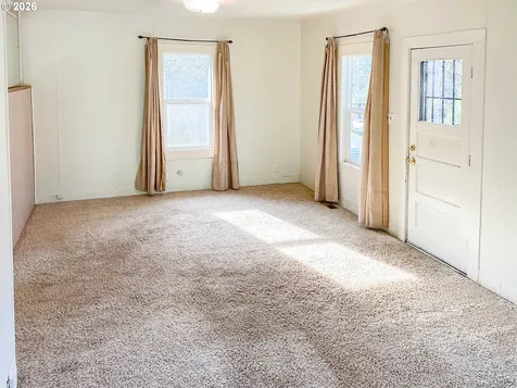 1747 SE Kane Street Roseburg OR 97470