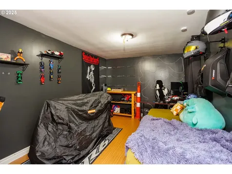 11511 SE Division Street Portland OR 97266