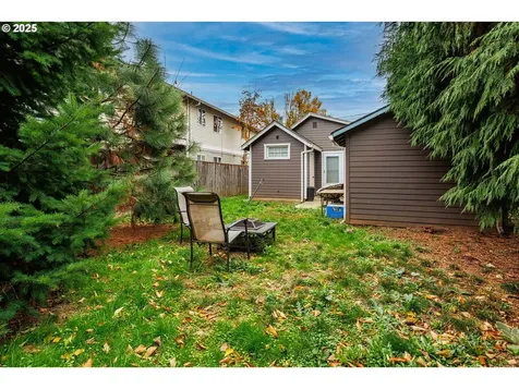 11511 SE Division Street Portland OR 97266