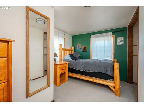 137 Aden Street SW Castle Rock WA 98611