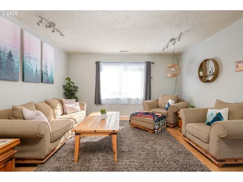 137 Aden Street SW Castle Rock WA 98611