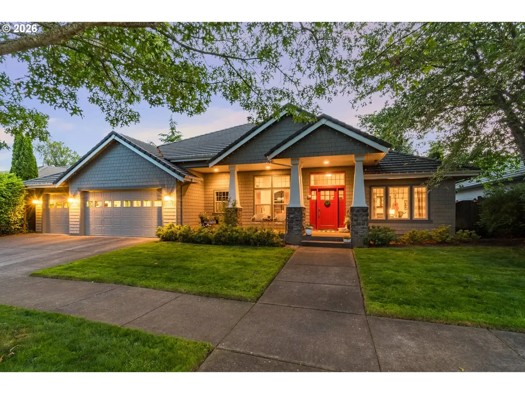 2225 Avengale Drive Eugene OR 97408