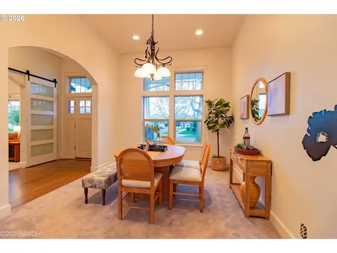 2225 Avengale Drive Eugene OR 97408