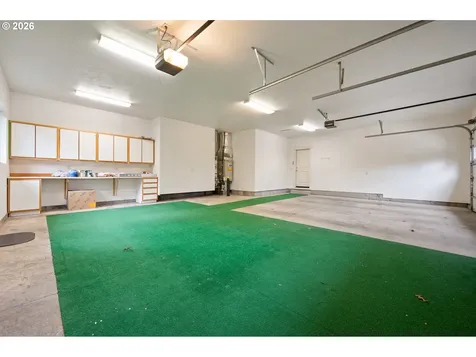 2225 Avengale Drive Eugene OR 97408