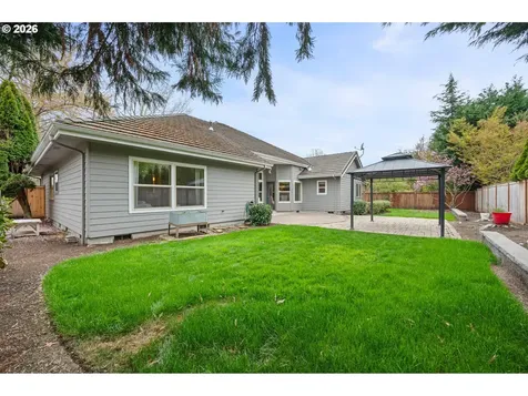 2225 Avengale Drive Eugene OR 97408