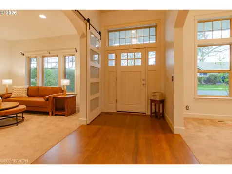 2225 Avengale Drive Eugene OR 97408
