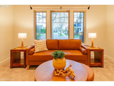 2225 Avengale Drive Eugene OR 97408