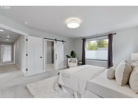 1652 N Sweetgum Street Canby OR 97013