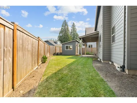 1652 N Sweetgum Street Canby OR 97013