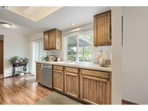 10290 SW Highland Drive Portland OR 97224