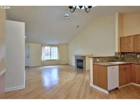 302 NW Sadie Court Hillsboro OR 97124