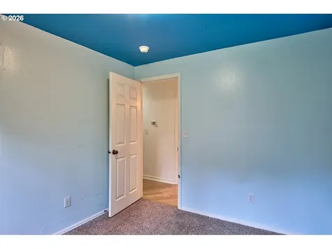 302 NW Sadie Court Hillsboro OR 97124