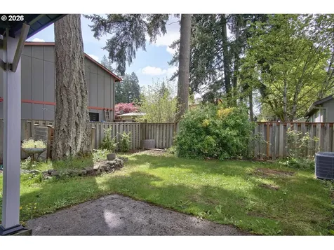 302 NW Sadie Court Hillsboro OR 97124