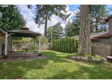 302 NW Sadie Court Hillsboro OR 97124