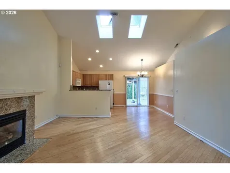 302 NW Sadie Court Hillsboro OR 97124