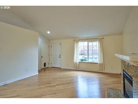 302 NW Sadie Court Hillsboro OR 97124