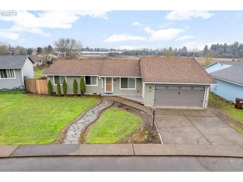 1122 SE Fir Grove Loop Hillsboro OR 97123