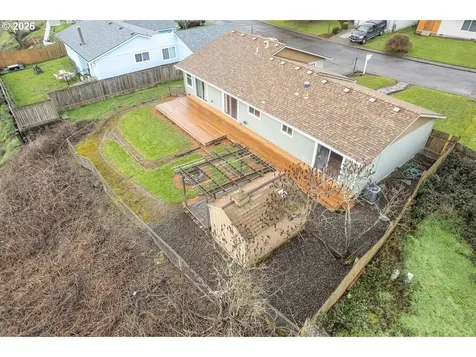 1122 SE Fir Grove Loop Hillsboro OR 97123