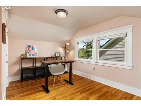 2101 SE 20th Avenue Portland OR 97214