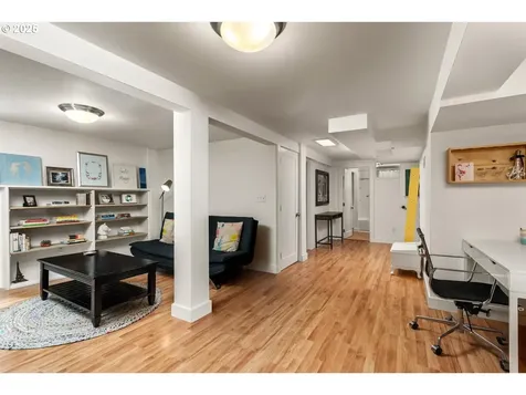 2101 SE 20th Avenue Portland OR 97214
