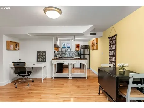 2101 SE 20th Avenue Portland OR 97214