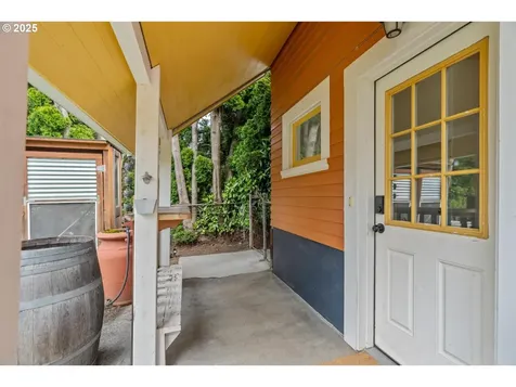 2101 SE 20th Avenue Portland OR 97214