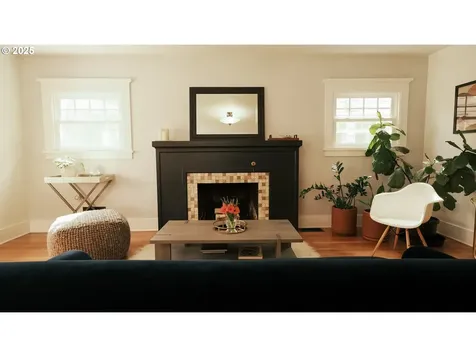 2101 SE 20th Avenue Portland OR 97214