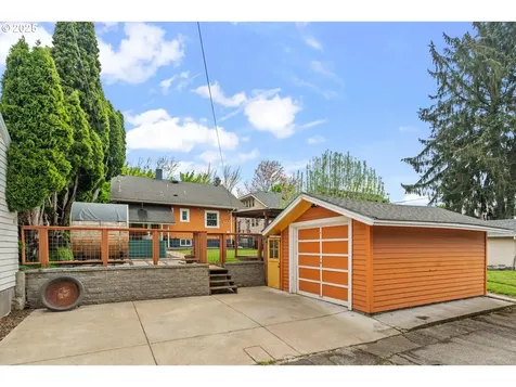 2101 SE 20th Avenue Portland OR 97214