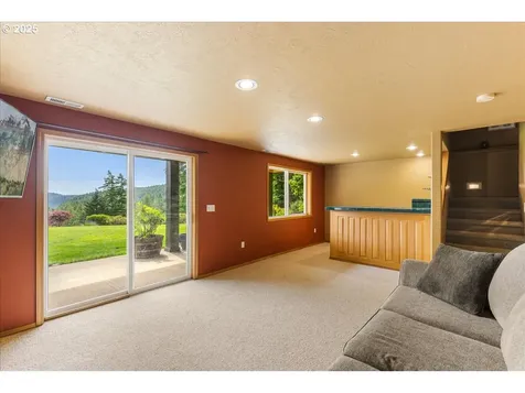 23175 SW Peavine Road Mcminnville OR 97128