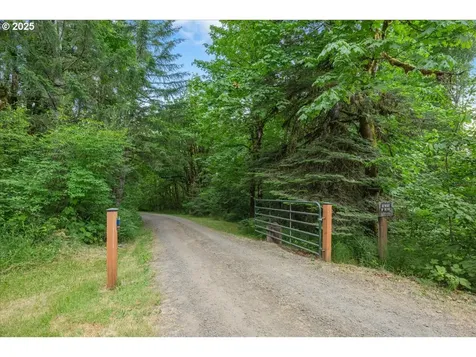 23175 SW Peavine Road Mcminnville OR 97128