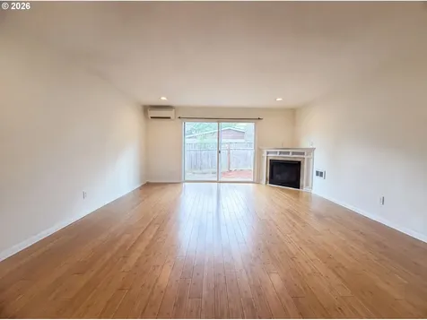 122 SE 73rd Avenue Portland OR 97215