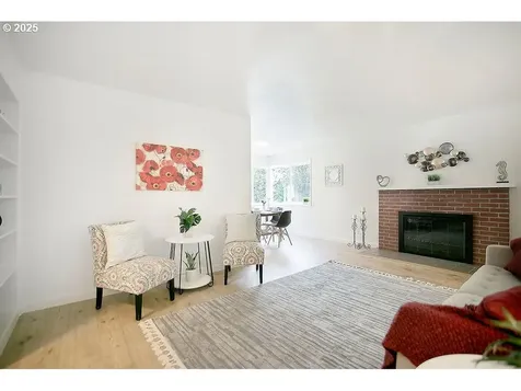 2608 Maplewood Drive Longview WA 98632