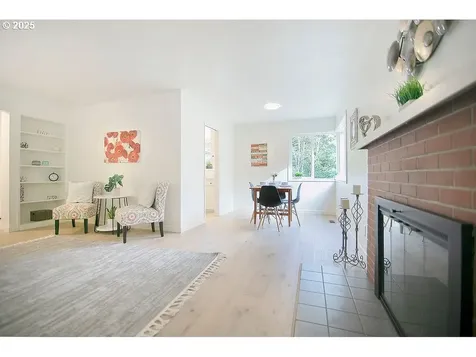2608 Maplewood Drive Longview WA 98632