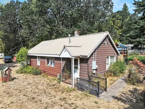 1034 S Indian Lane White Salmon WA 98672