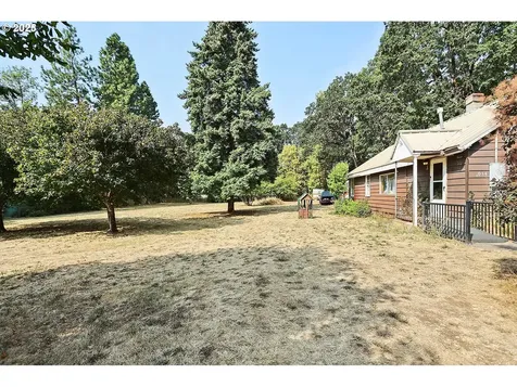 1034 S Indian Lane White Salmon WA 98672