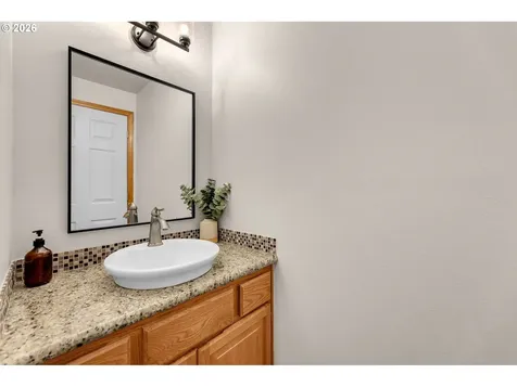 502 NW 108th Street Vancouver WA 98685