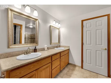 502 NW 108th Street Vancouver WA 98685